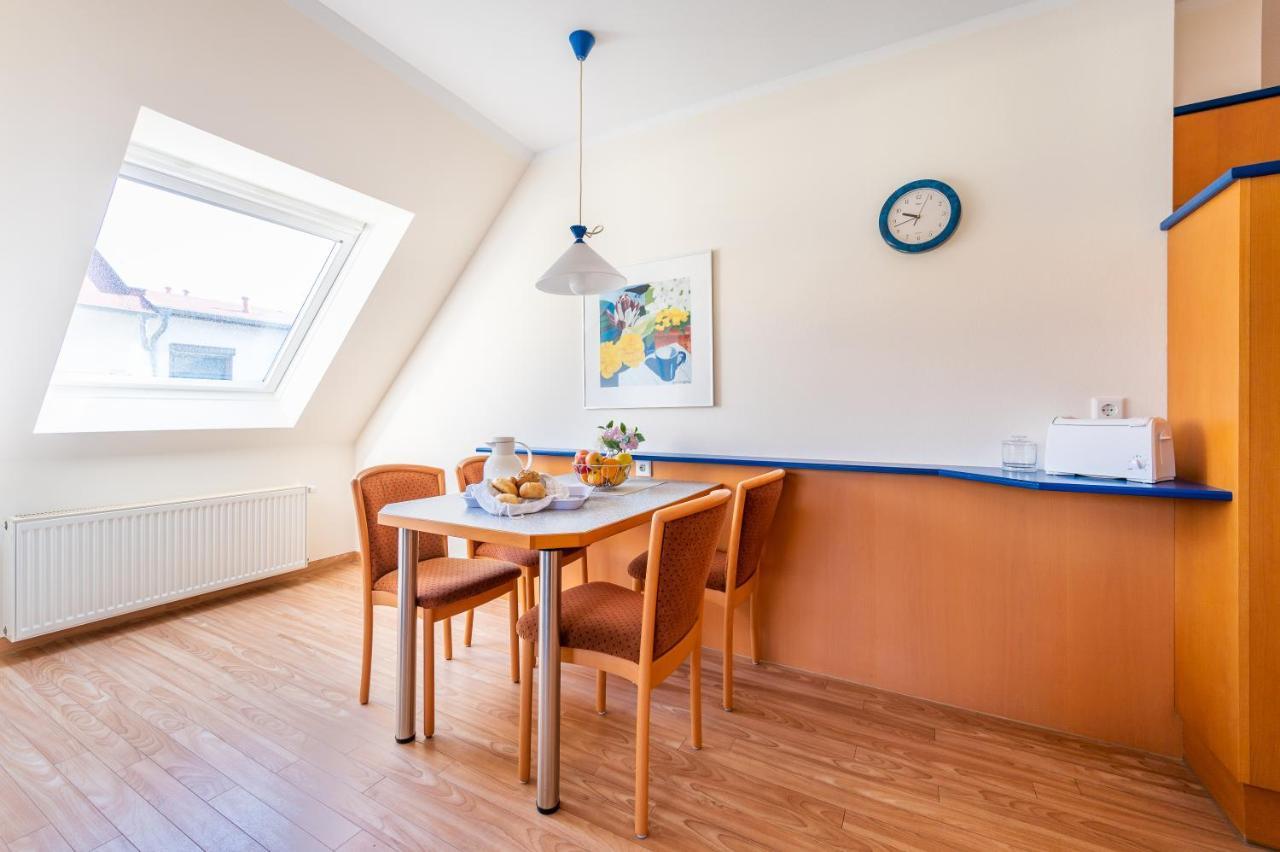 Ferienwohnungen Margaretha Sellin  Esterno foto
